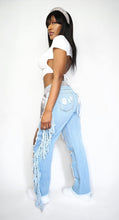 Load image into Gallery viewer, DISTRESSED RHINESTONE FRINGE JEANS